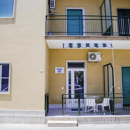 Francesco B&B - Torre Canne-2